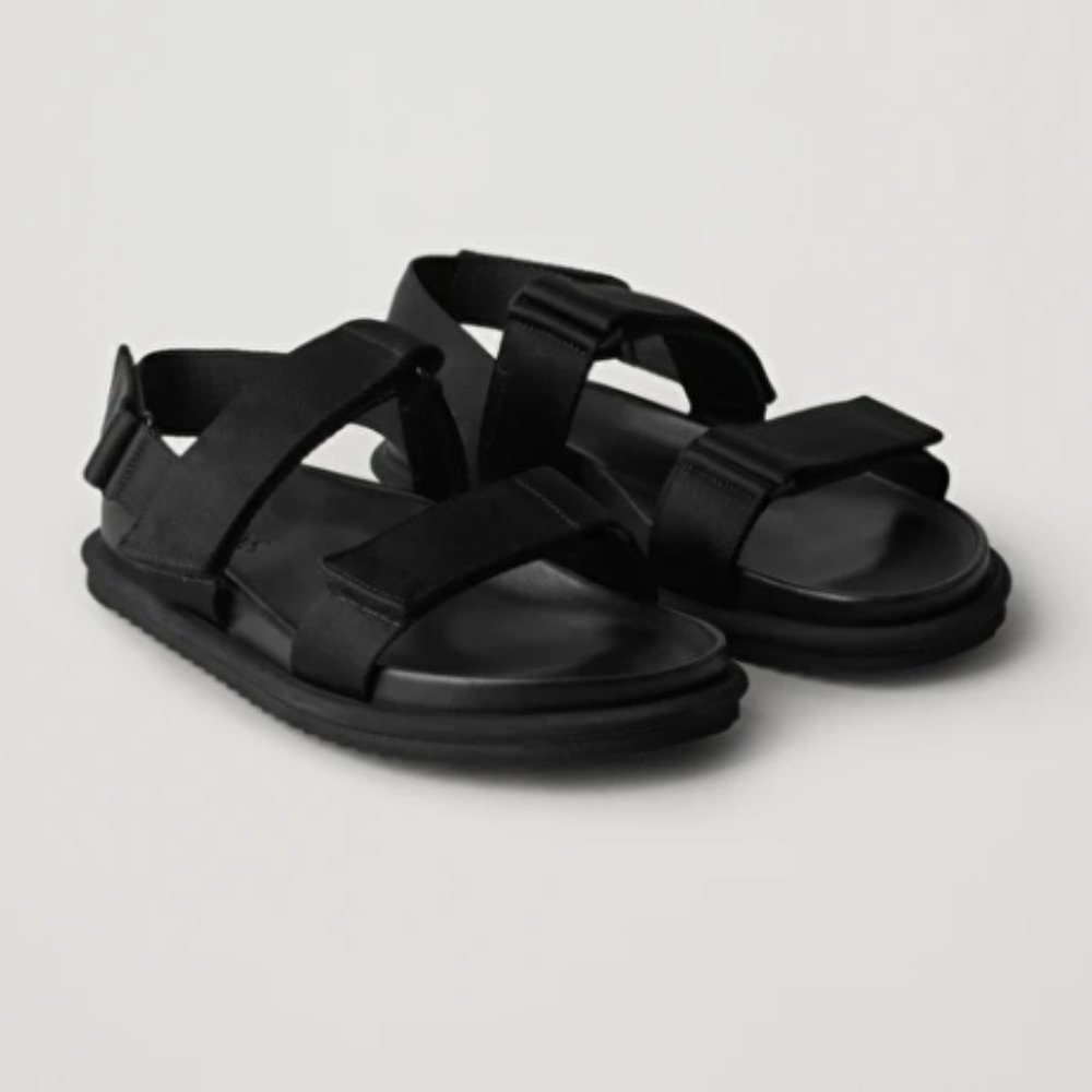 COS - Black Sandals